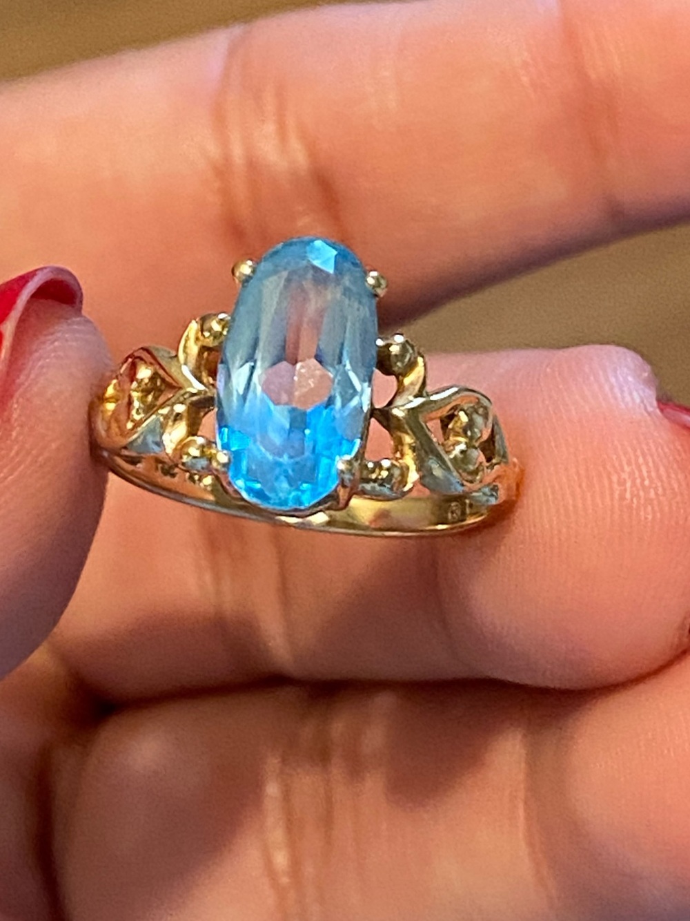 Vintage 14K Yellow Gold Blue Gemstone Ring • Size 6.5